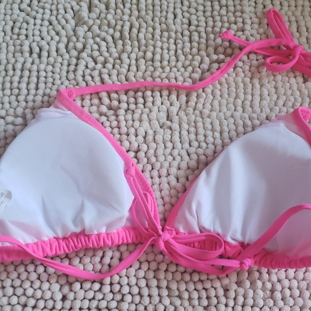 Pink bikini - Picture 5 of 5